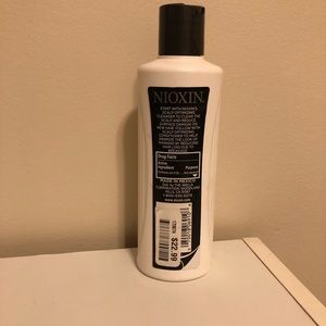 Nioxin Accessories - Nioxin scalp conditioner Nioxin Accessories - Nioxin scalp conditioner